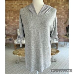 NWT Soul Cake Top Hoodie Tie Sleeve Knit Grey Lightweight Casual Athleisure S